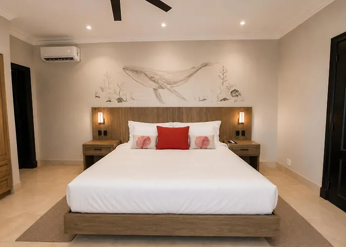 Pousada Exclusive Retreats Newest Beachfront Estate W Staff, Breakfast & Chef Available *