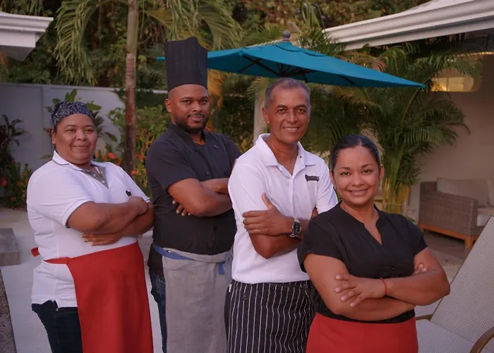 Pousada Exclusive Retreats Newest Beachfront Estate W Staff, Breakfast & Chef Available Playa Flamingo